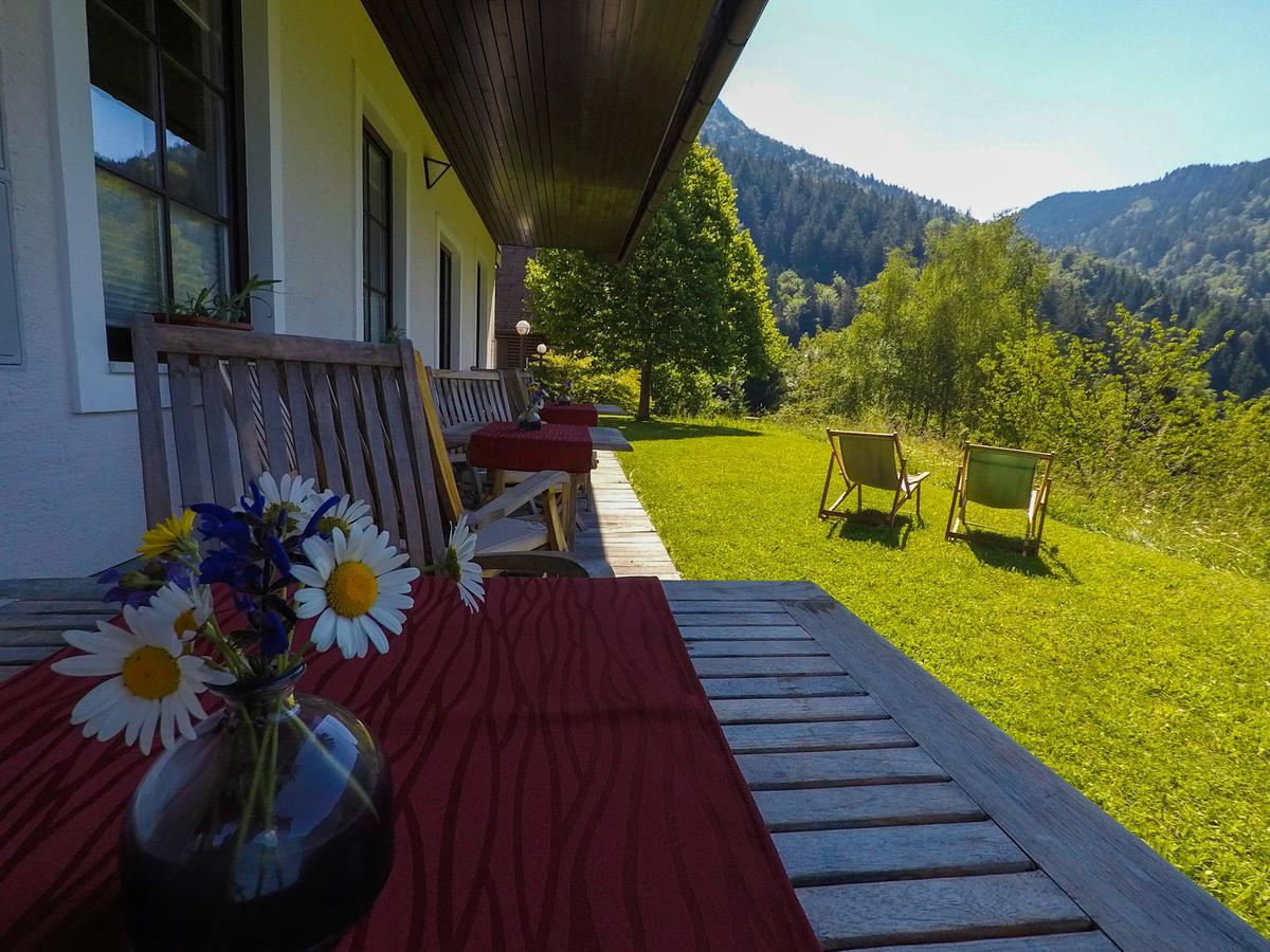 Karami Mountainhouse Bed & Breakfast Tržič Bagian luar foto
